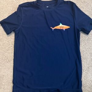GAP Boys Dark Blue Rashguard with Vibrant Shark Graphic size L